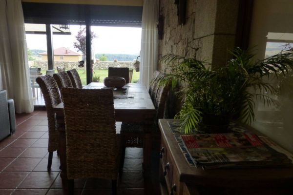 fm-salon-zona-comedor-vistas9E2E210D-C46D-A7B6-C750-487DEDD3FA59.jpg